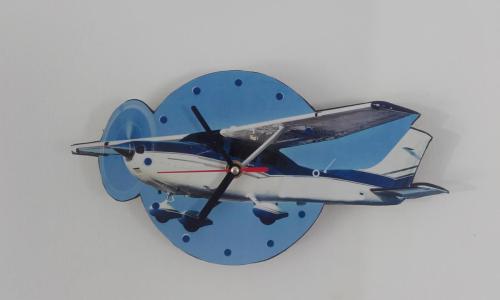 Horloge avion blanc/bleu