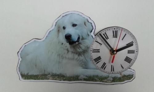Horloge chien Montagne des Pyrénées
